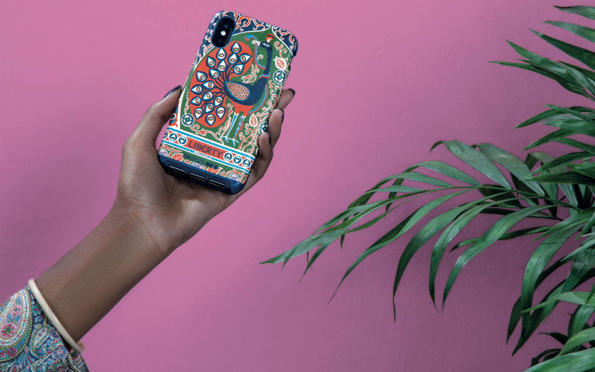 T21_Liberty_SetDesignIzzyParker