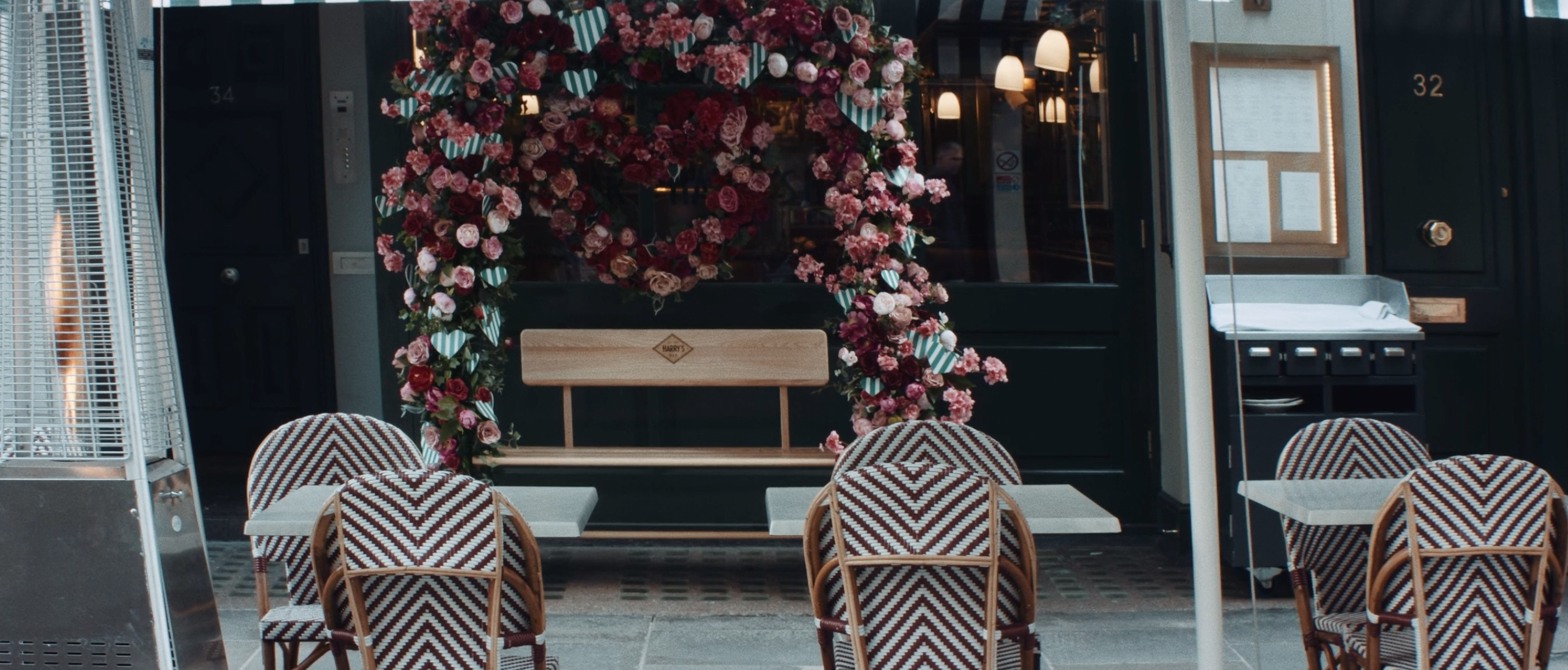 IzzyParker_SohoCurious_GirafingoFilms_HarrysBarOutdoorBench_1